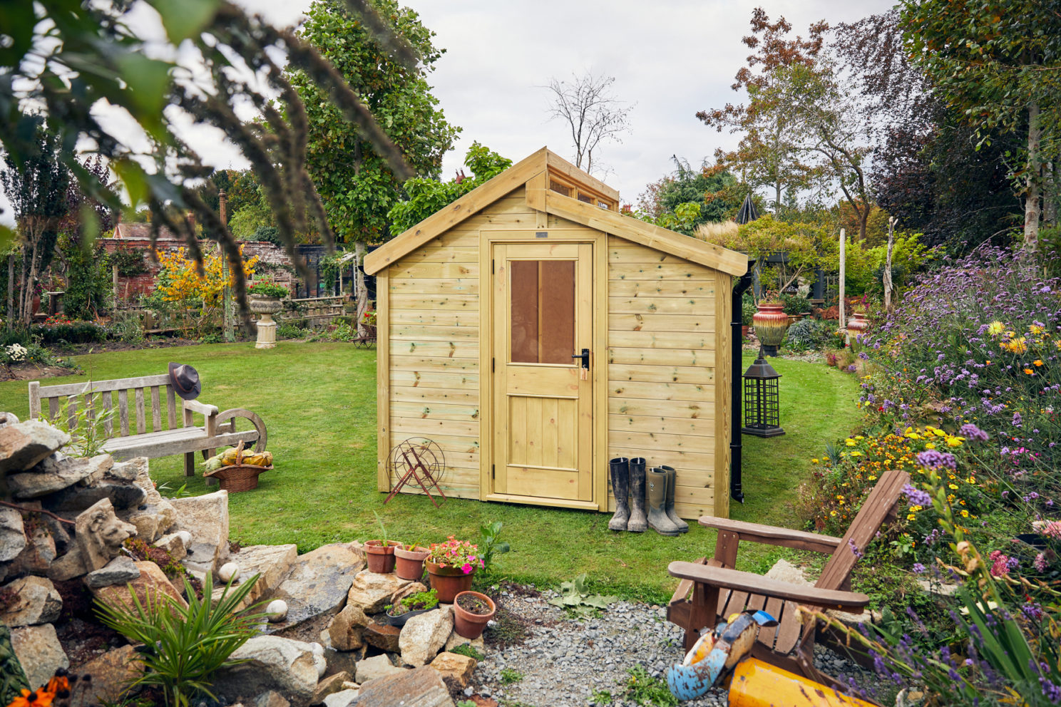 The Contemporary Shed - Comfortably Posh Build