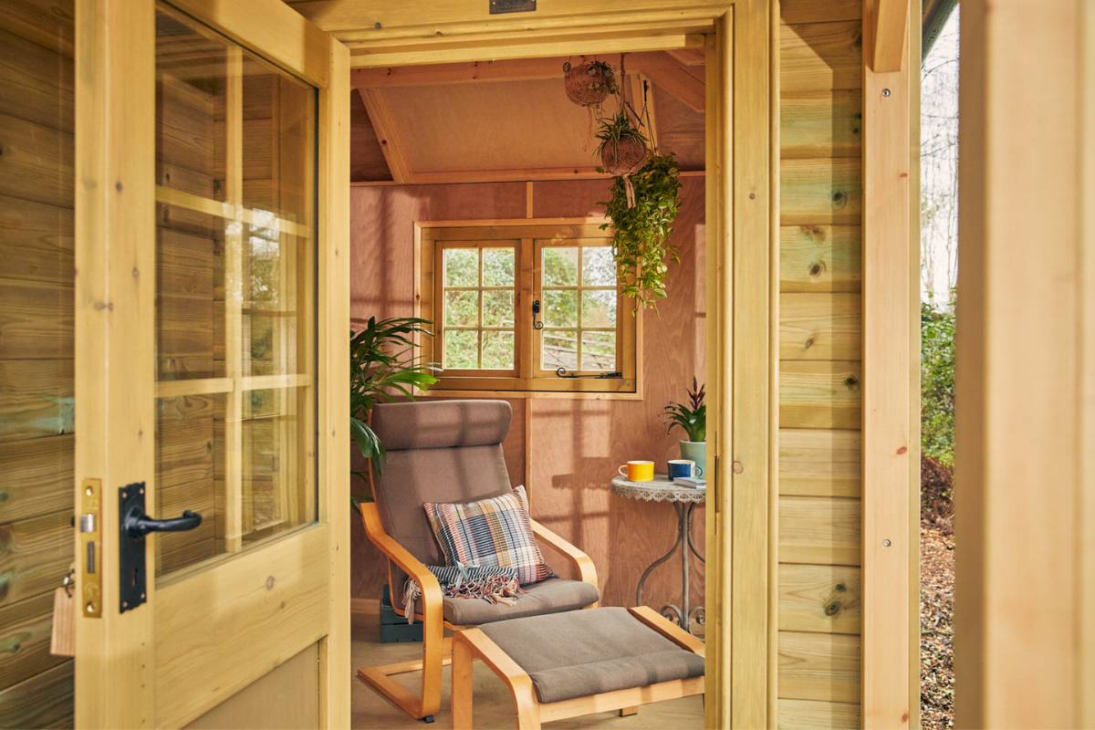Relaxing reading or writing shed